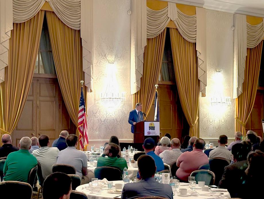 Manchin Speaks at Contractors Association of West Virginia Annual Meeting